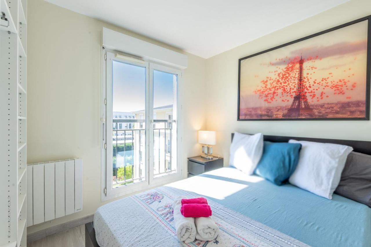 La Fontaine - Fairytale Factory Apartment Шеси Екстериор снимка